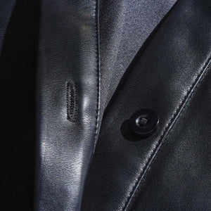 Klassisches, lässiges Slim Fit-Langarmhemd aus Leder für Herren