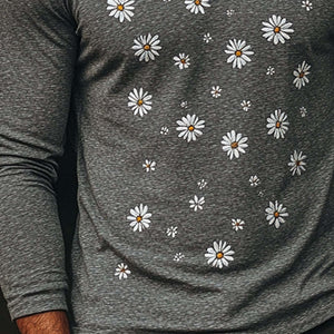 Herren-T-Shirt mit langen Ärmeln und Gänseblümchen-Stickerei