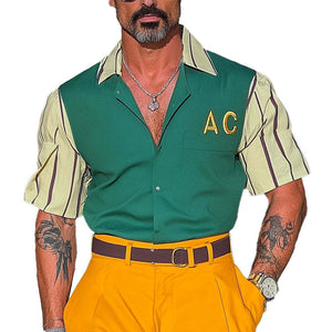 Herren-Kurzarmhemd mit kontrastfarbenem Digitaldruck und Revers