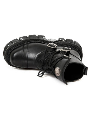 Martin-Stiefel im Retro-Punk-Stil