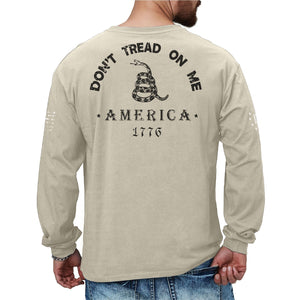 T-Shirt mit Aufschrift „Don't tread on me“ und langen Ärmeln