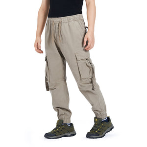 CARGOHOSE MIT TASCHEN