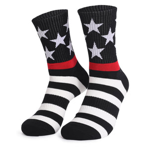 FARBIG GESTREIFTE MITTELLANGE SOCKEN FÜR HERREN, SPORTSOCKEN UND LÄSSIGE LANGE SOCKEN