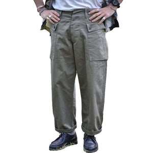 Herren Vintage Cargohose mit mehreren Taschen und geradem Bein