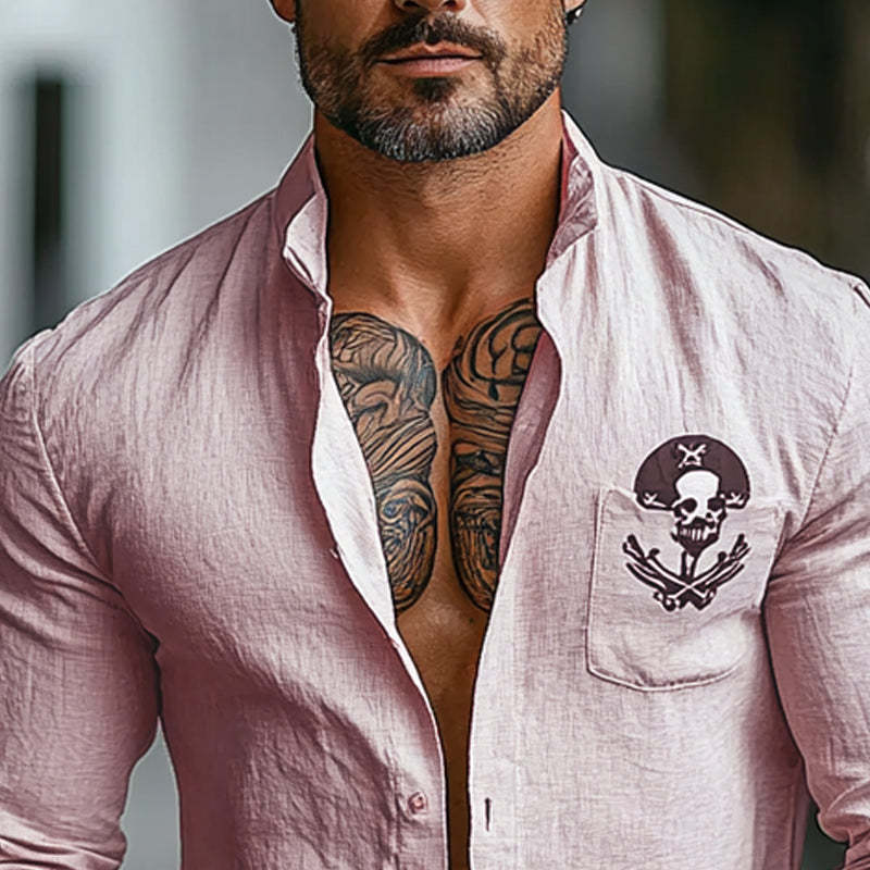 Herren-Langarmhemd mit Revers und Piraten-Print