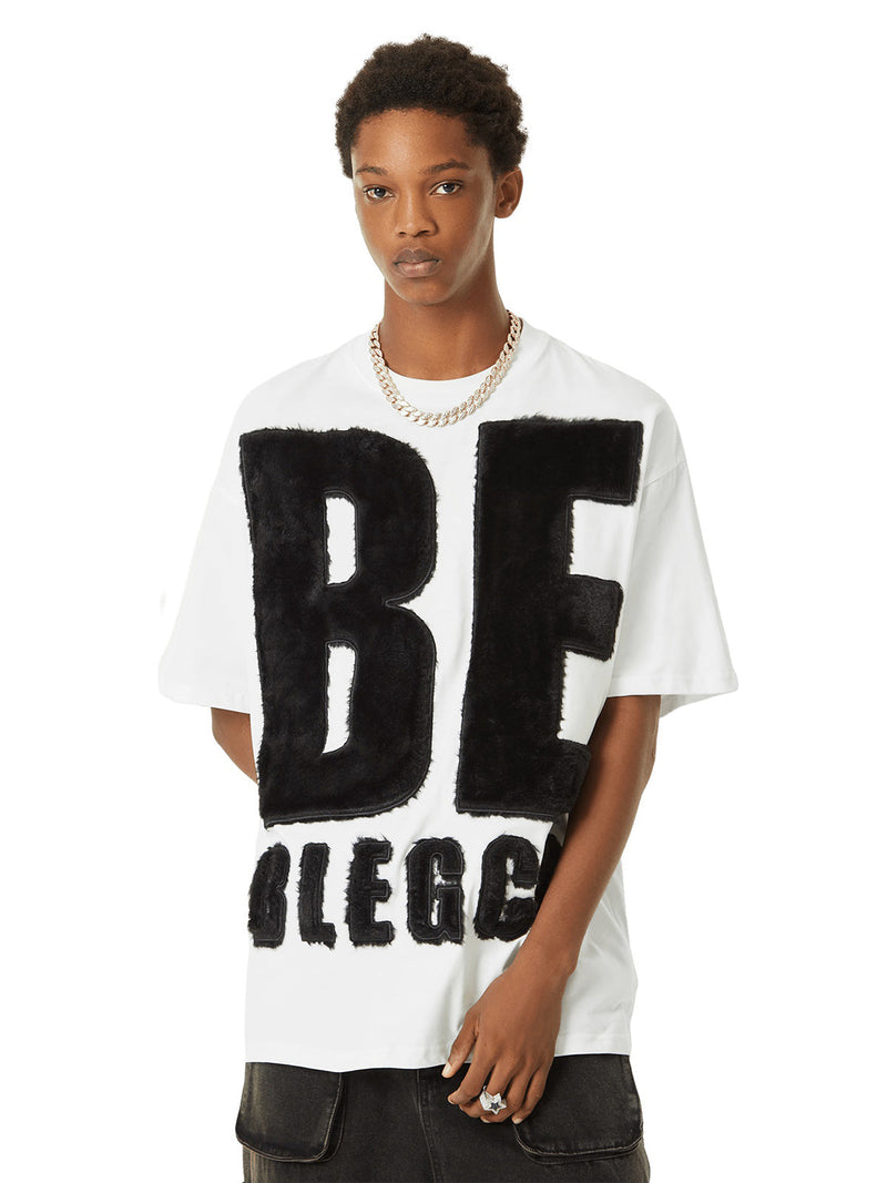 Wildleder-T-Shirt mit aufgestickten Buchstaben „Street Rap“ 