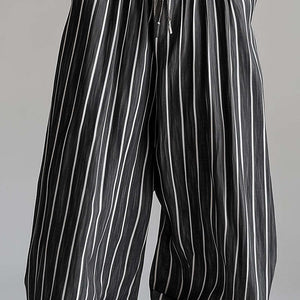 Lockere Freizeithose mit Nadelstreifen für Herren