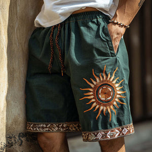 Lässige Leinenshorts für Herren im Retro-Ethno-Stil mit Sonnenstickerei
