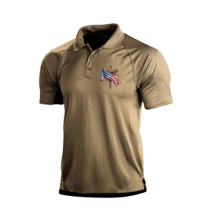 STILVOLLES POLOSHIRT MIT RAGLAN-GRAFIK UND USA-FLAGGE