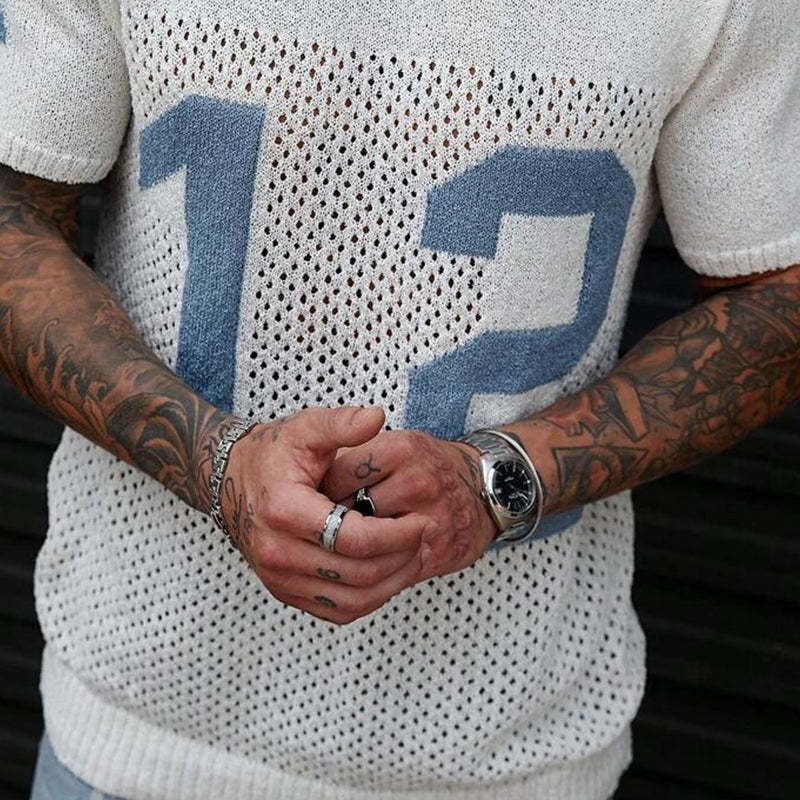 Herren-T-Shirt mit Sport-Schriftzug und Jacquard-Rundhalsausschnitt, kurzärmelig