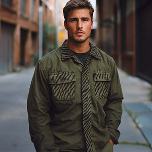 Herren Frühling und Herbst Army Green Splicing Printed Langarmhemd