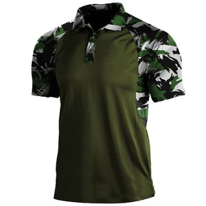 POLOSHIRT MIT CAMO-FLAGGE UND RAGLAN-GRAFIK