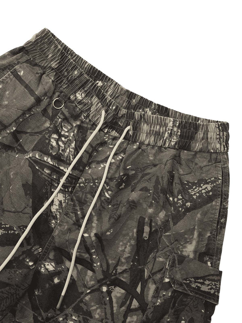 Fallen Leaf Camouflage Pocket Workwear Shorts