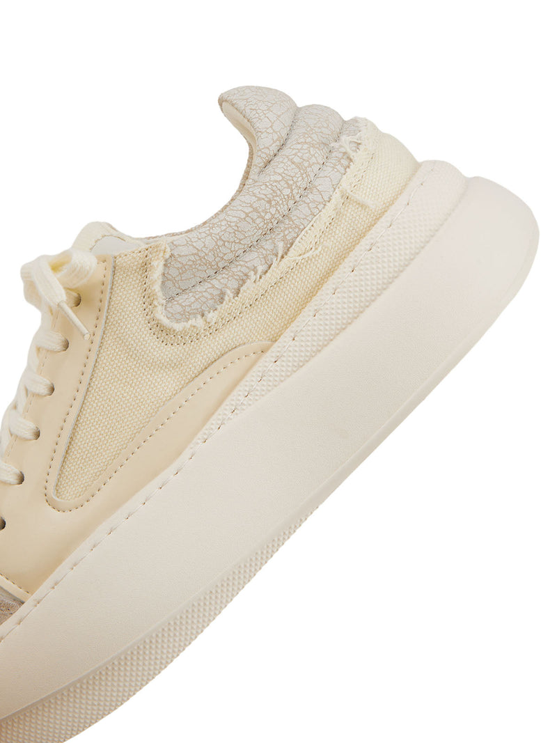 Versatile Centennial Low Leather Sneakers