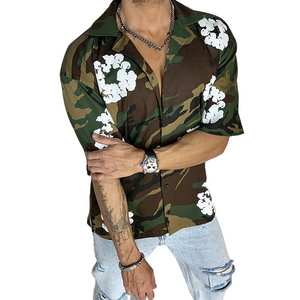 Herren-Kurzarmhemd mit Outdoor-Camouflage-Print