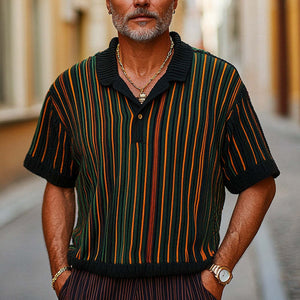 Herren-Strick-T-Shirt mit Retro-Colorblock-Muster und vertikalen Streifen