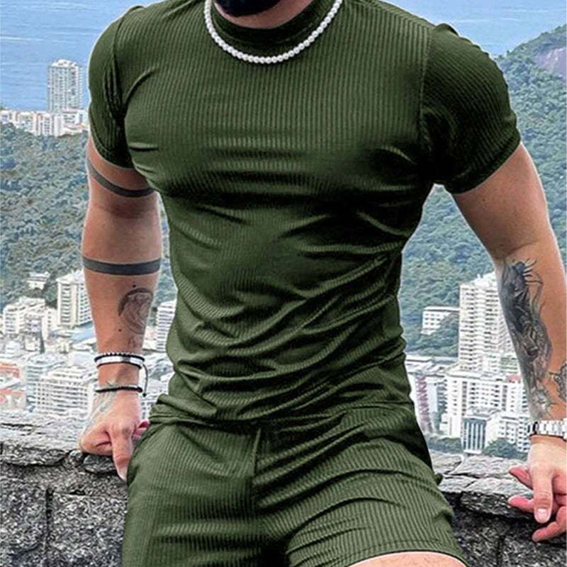 Zweiteiliges Herren-Set mit gestreiften, strukturierten Shorts und kurzen Ärmeln