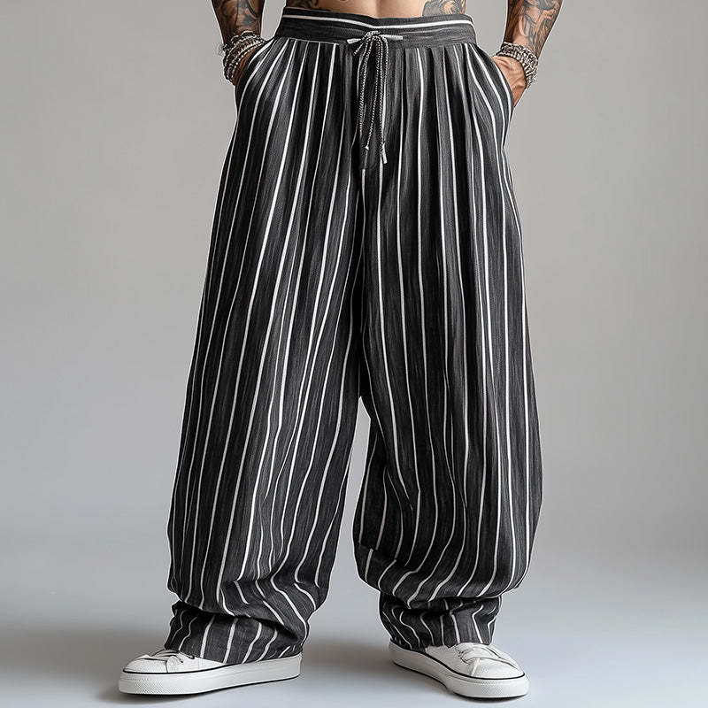 Lockere Freizeithose mit Nadelstreifen für Herren