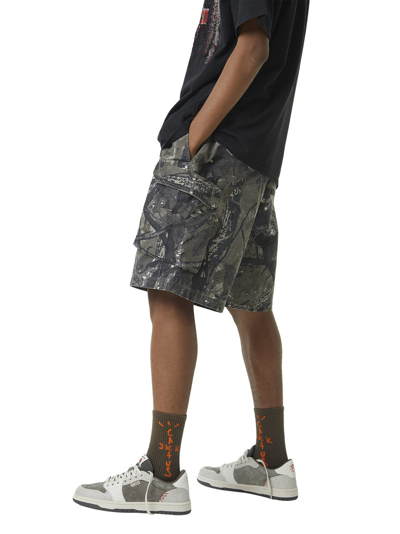 Fallen Leaf Camouflage Pocket Workwear Shorts