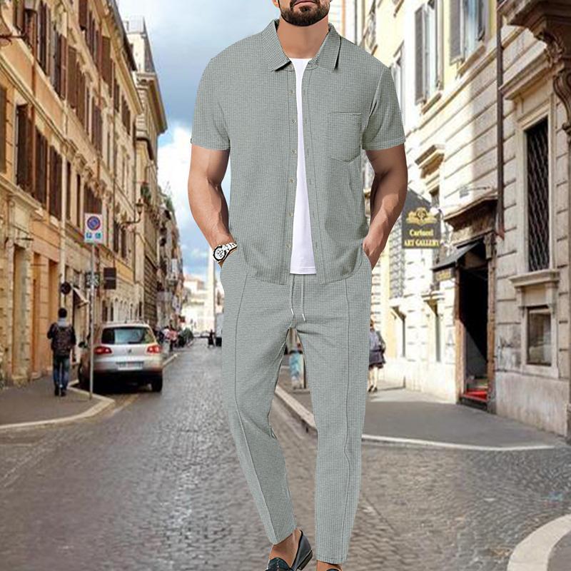 Herren-Set aus kurzärmligem Hemd und Hose mit Waffelmuster in Volltonfarbe
