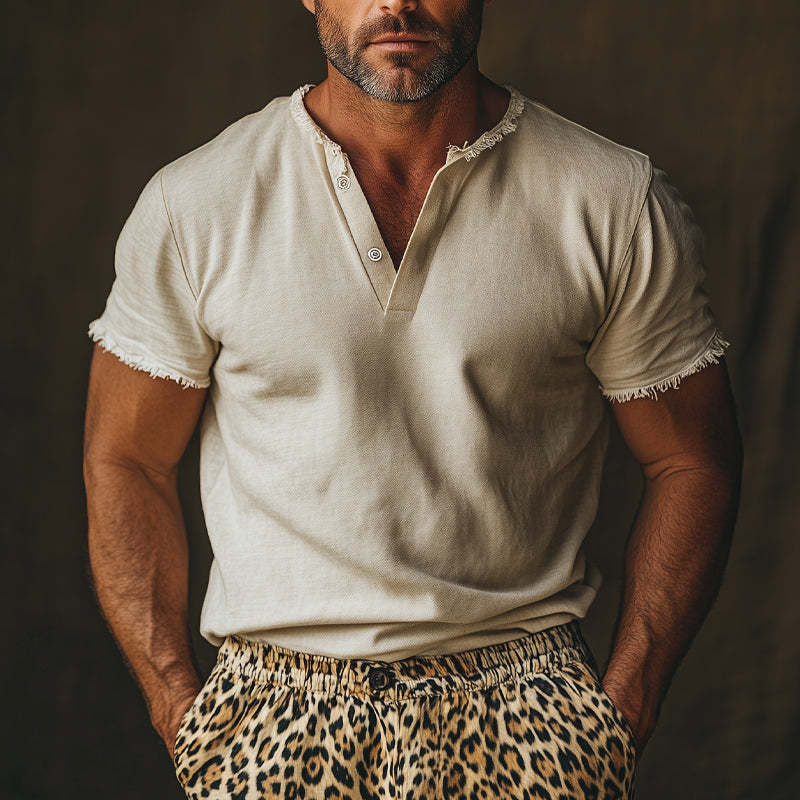 Men's Summer Comfortable Light Khaki V-Neck Raw Edge T-Shirt