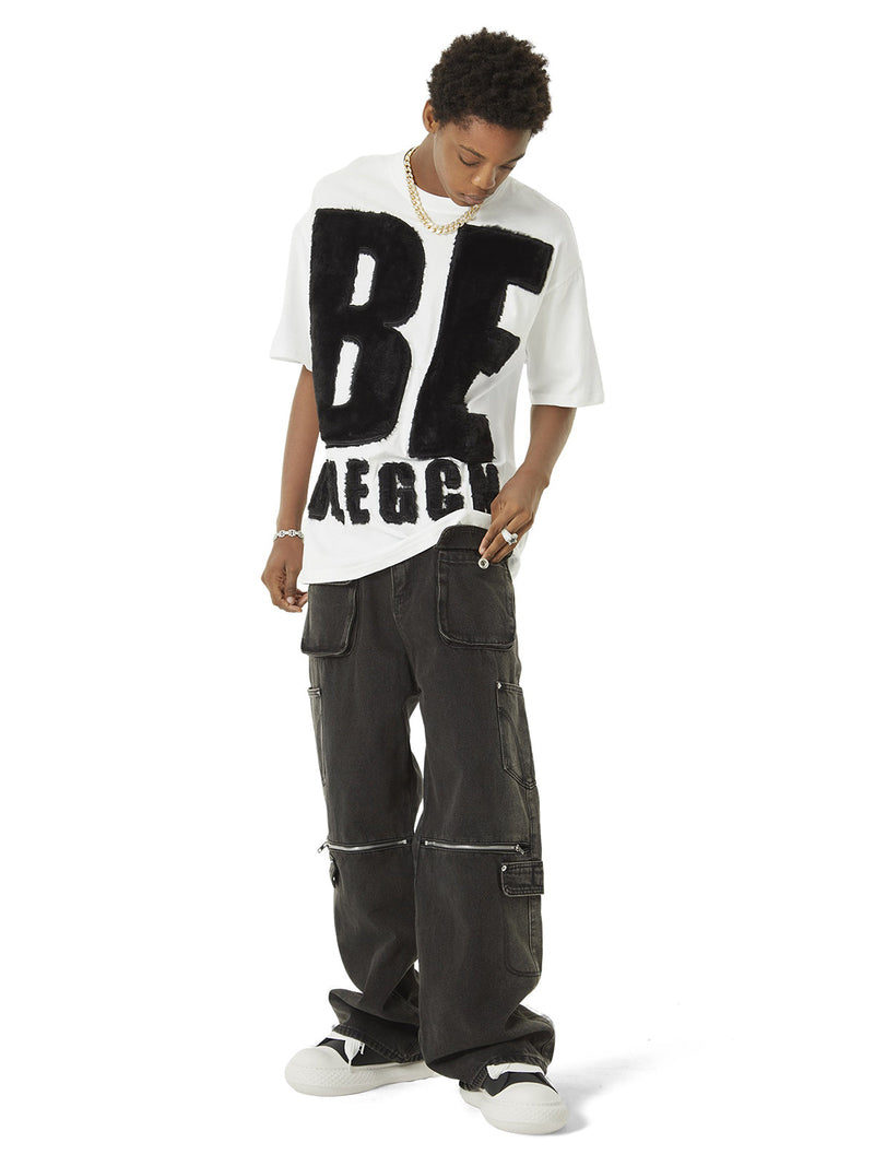 Wildleder-T-Shirt mit aufgestickten Buchstaben „Street Rap“ 