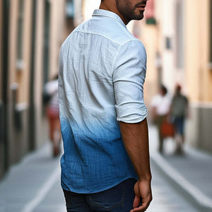 Hautfreundliches Freizeithemd aus Baumwolle mit blauem Farbverlauf und Batikmuster für Herren