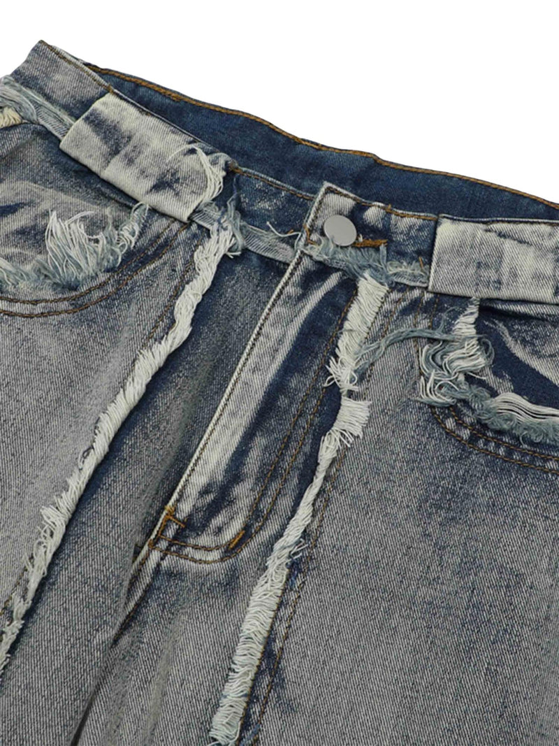 High Street – Jeans mit verwaschenem und abgenutztem Schnitt und Raw Edge 