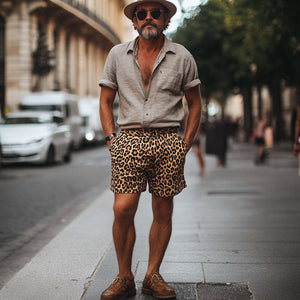 Lässige kurze Hose für Herren im Retro-Stil mit Leopardenmuster