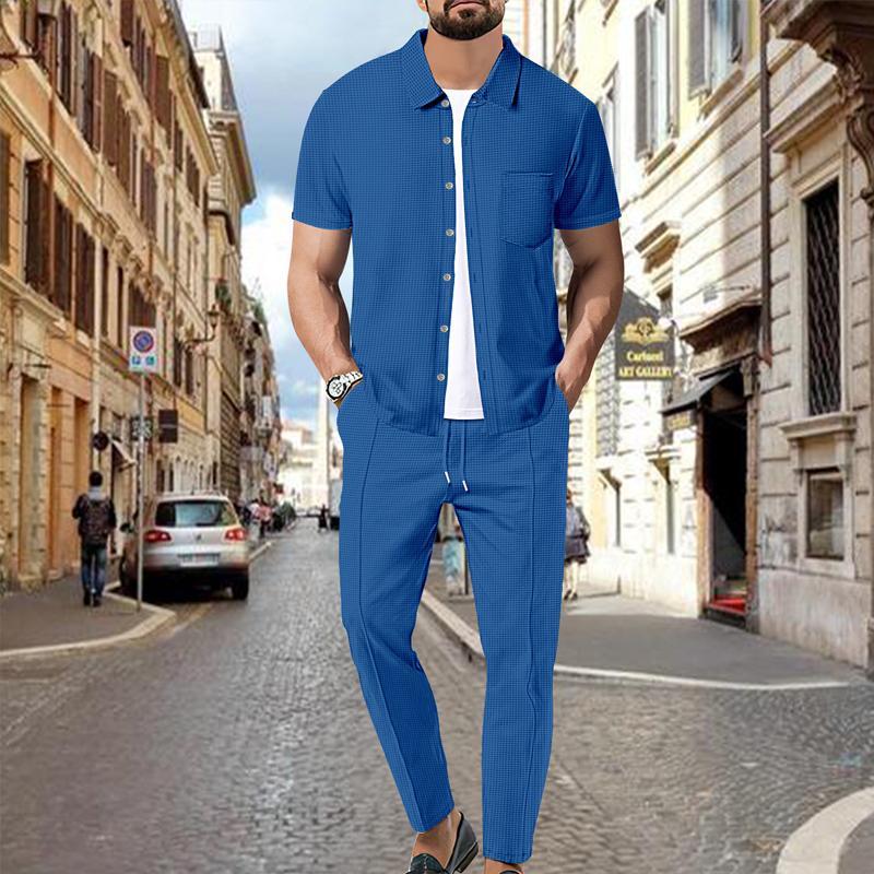 Herren-Set aus kurzärmligem Hemd und Hose mit Waffelmuster in Volltonfarbe