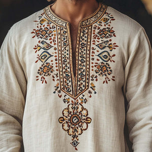 T-Shirt mit offenem Kragen und ethnischem Aufdruck für Herren