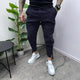 Lässige, einfarbige Herrenhose mit Kordelzug