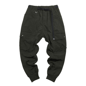 CARGOHOSE MIT TASCHEN